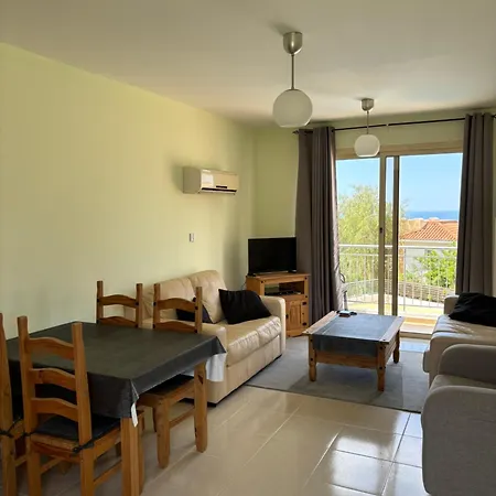 Apartment Na Cyprze Peyia