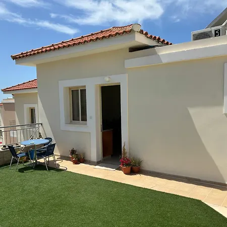 Na Cyprze Apartament Peja